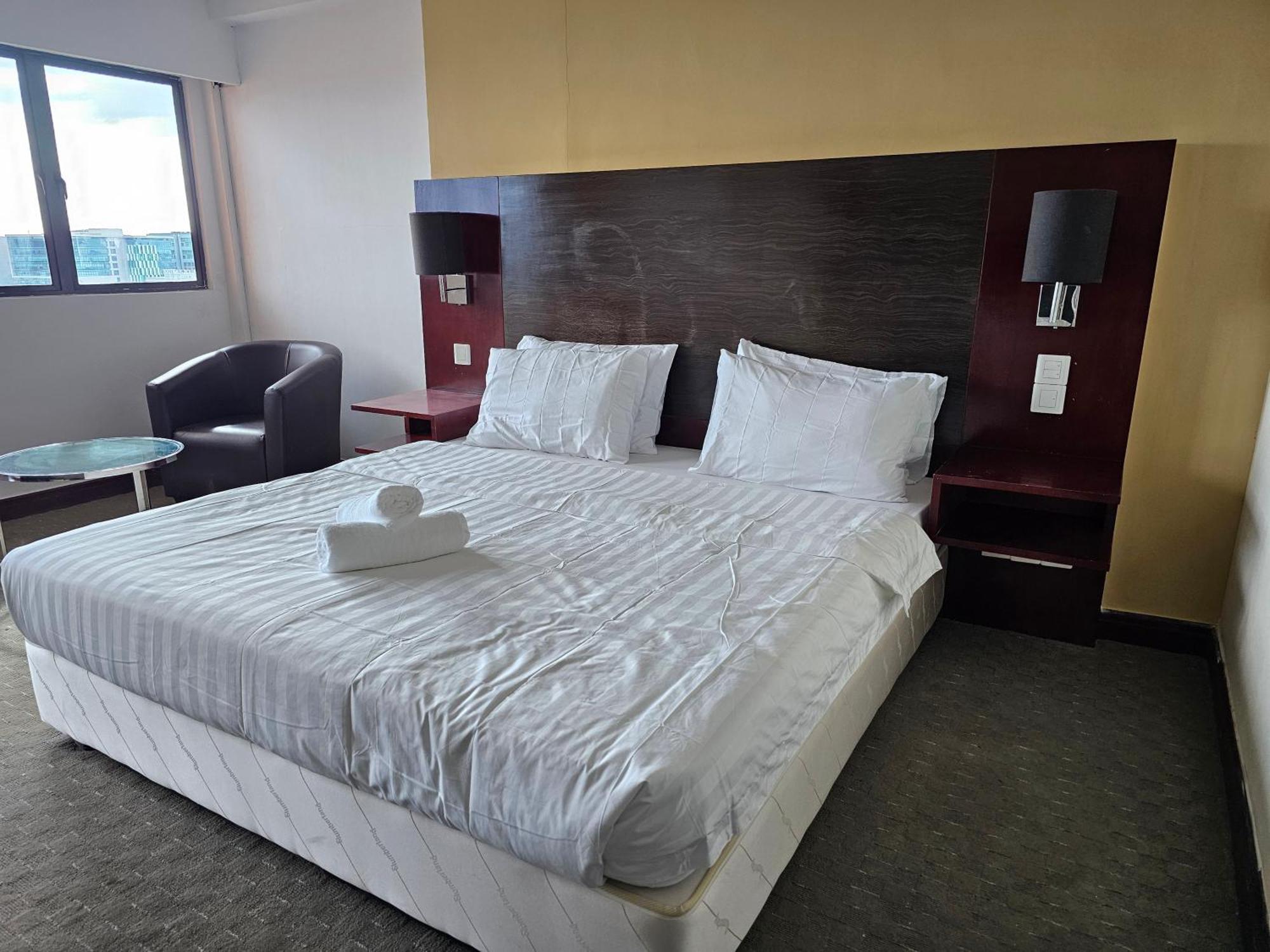 Kota Kinabalu City Ensuite At Scsp Ming Garden Ngoại thất bức ảnh