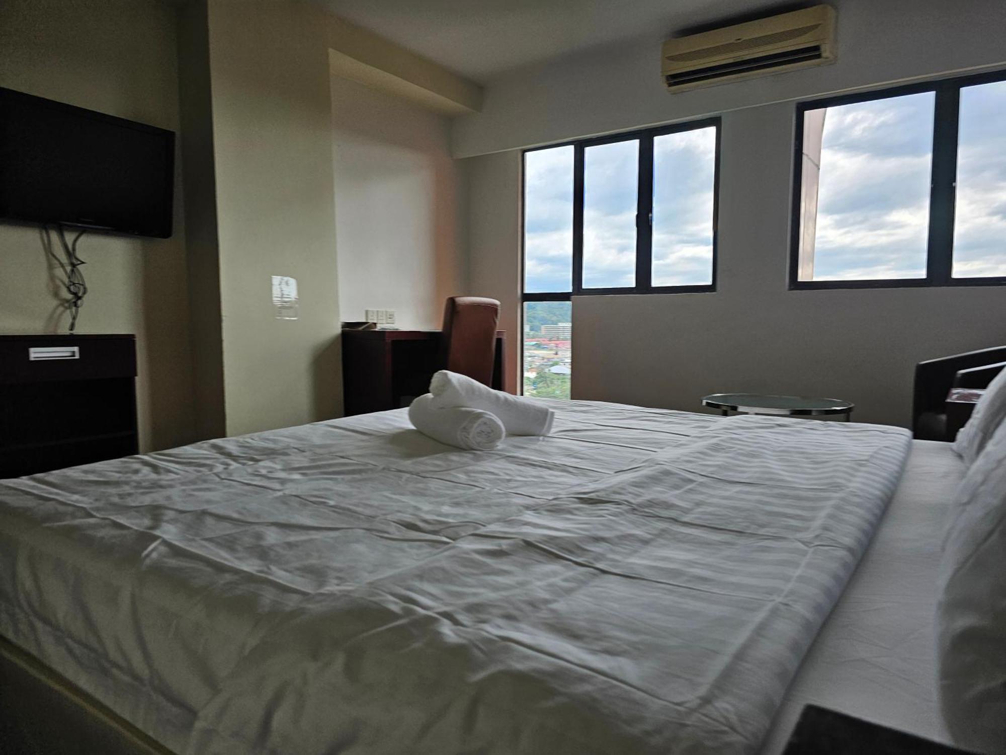 Kota Kinabalu City Ensuite At Scsp Ming Garden Ngoại thất bức ảnh